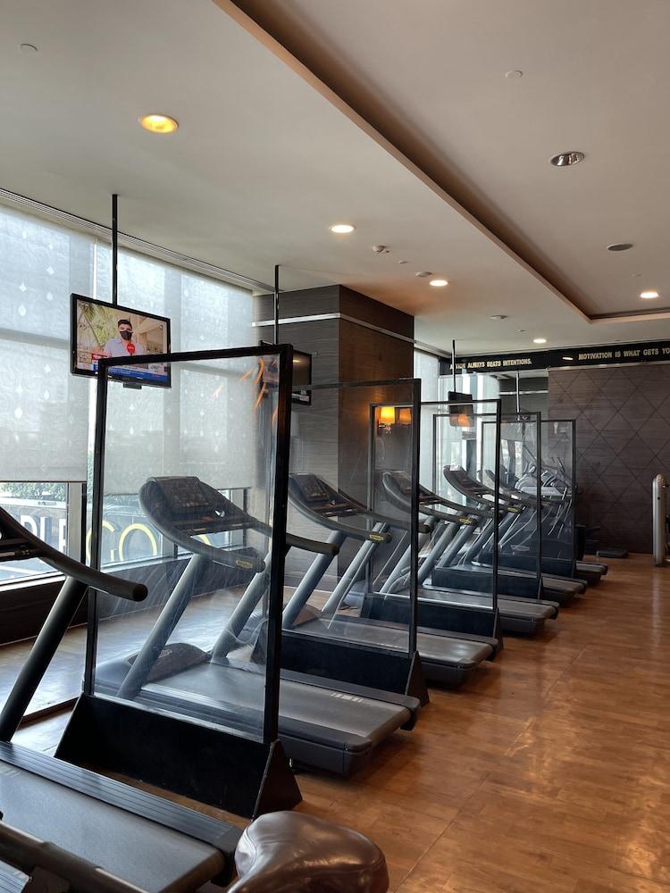 Radisson Blu New Paschim Vihar होटल