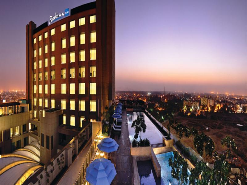 Radisson Blu New Paschim Vihar होटल 5*