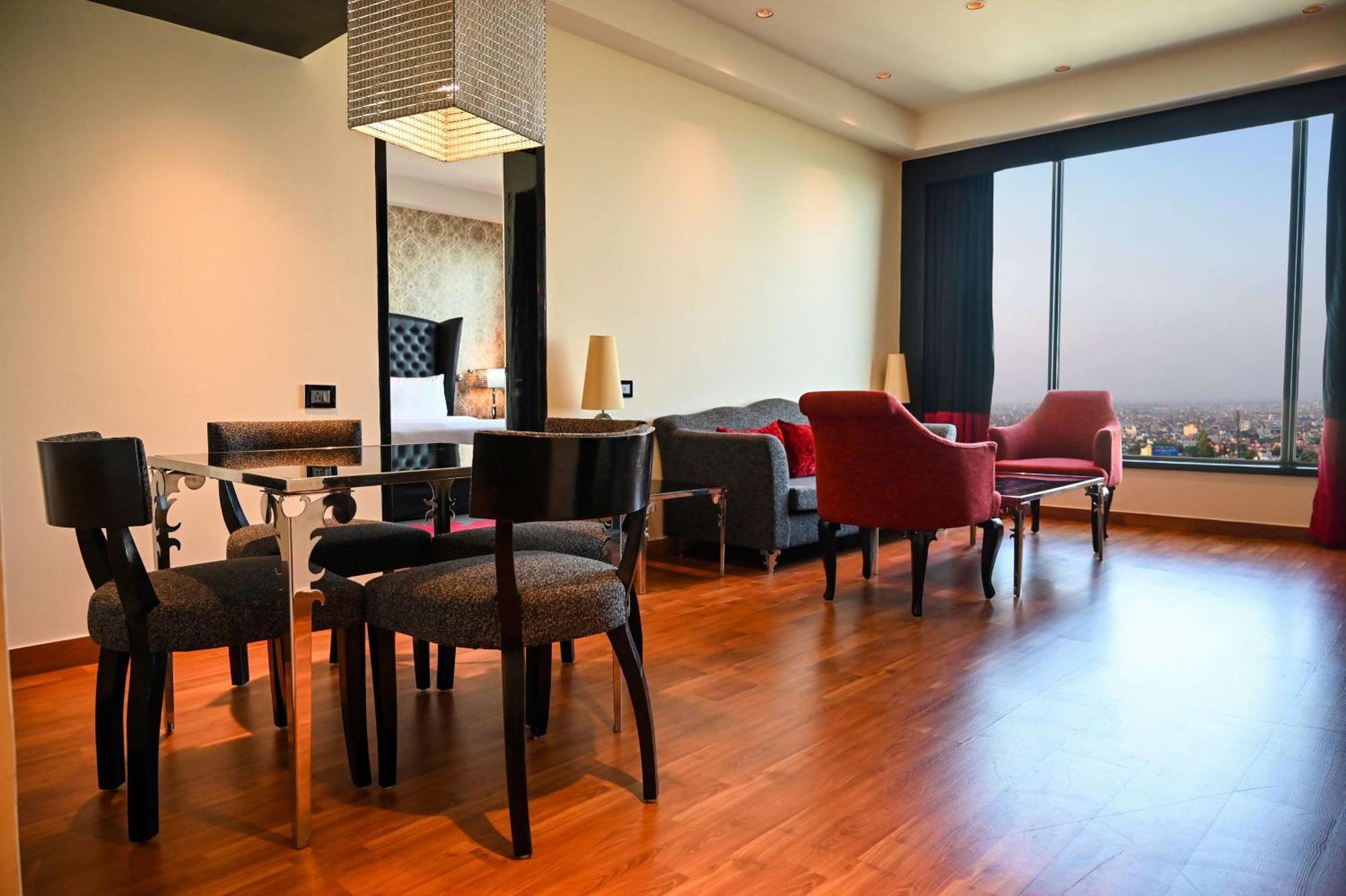 Radisson Blu New Paschim Vihar होटल