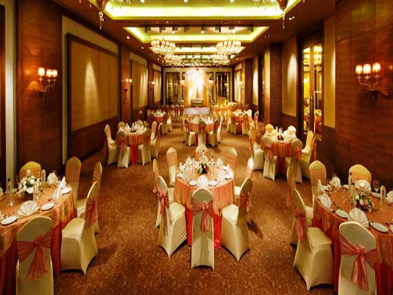 Radisson Blu New Paschim Vihar Hotel 5*