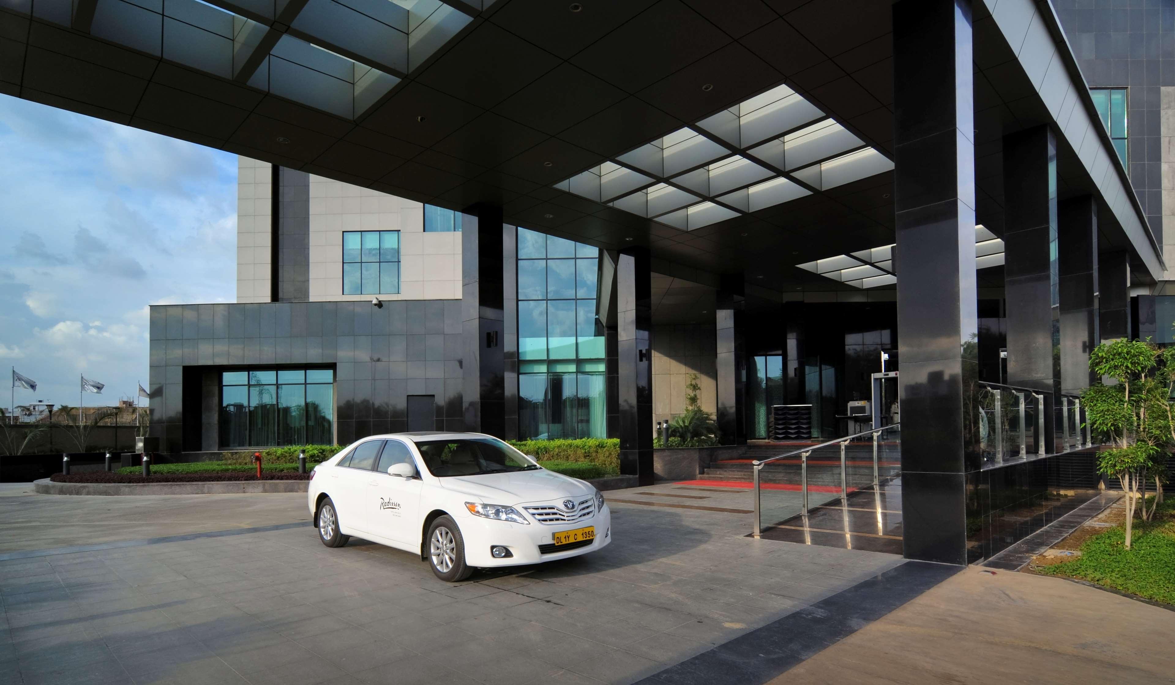 Radisson Blu New Paschim Vihar Hotel