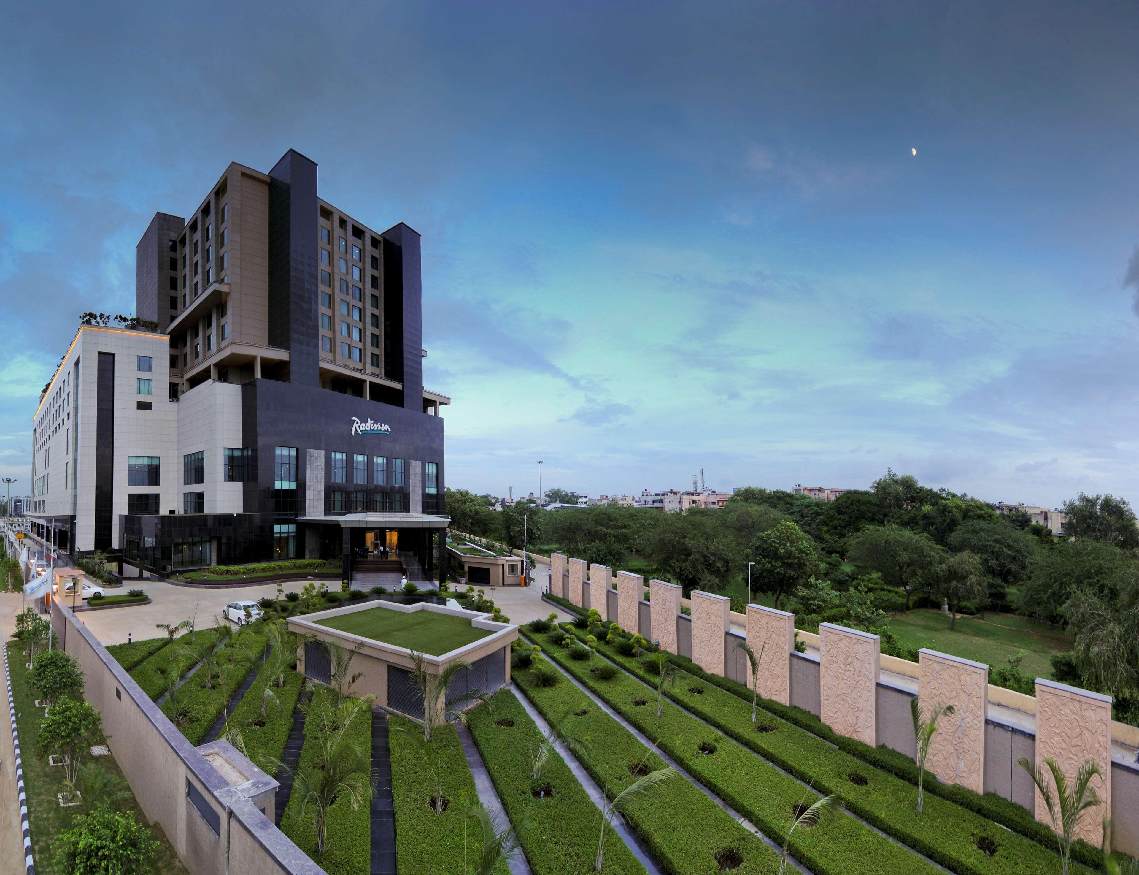 Hotel Radisson Blu New Paschim Vihar 5*