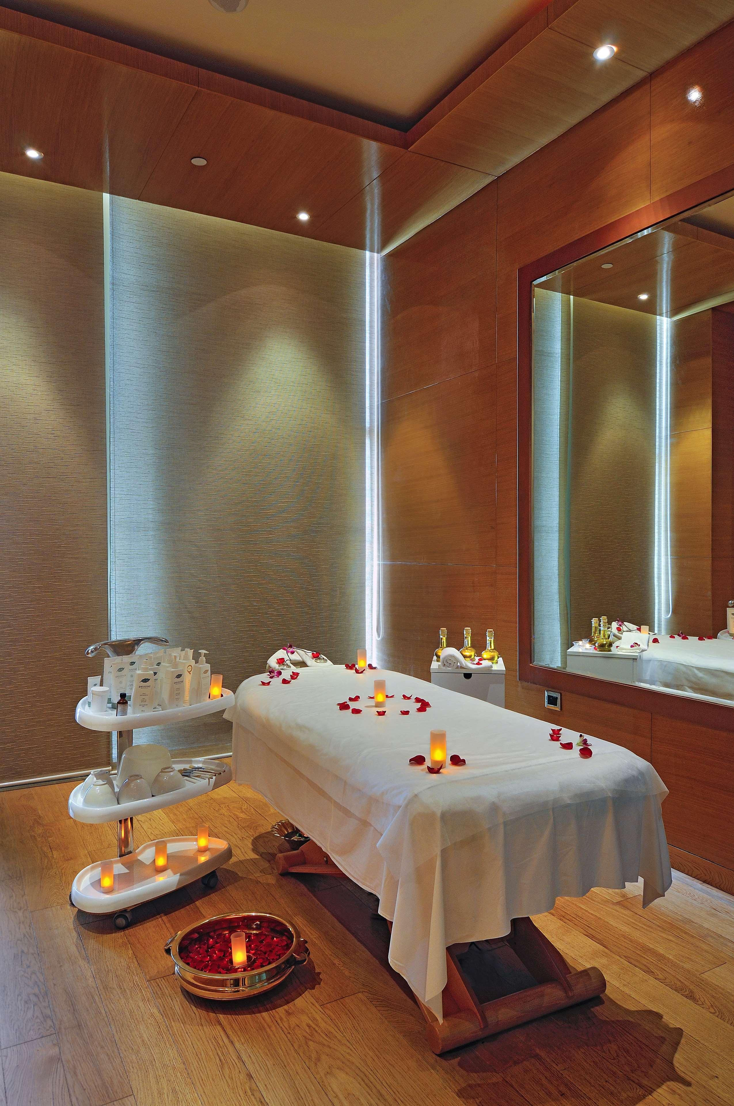 Radisson Blu New Paschim Vihar Delhi (National Capital Territory of India)